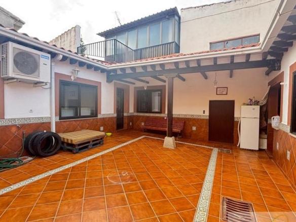 House or villa for sale in Pozuelo, Los Yébenes