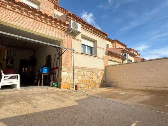 House or villa for sale in Magán
