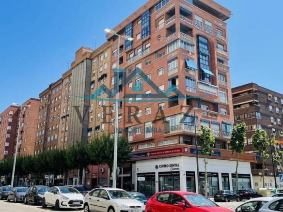 Apartment for sale in De la Constitución, Hospital – Nuevo Centro de Talavera de la Reina