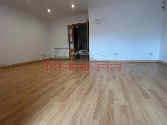 House or villa for sale on Calle Vega, Las Lomas