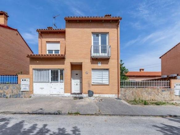 House or chalet for sale in Calle Miragredos, 3, Otero
