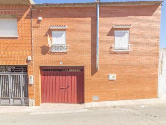 House or villa for sale on Villanueva Street, Recas