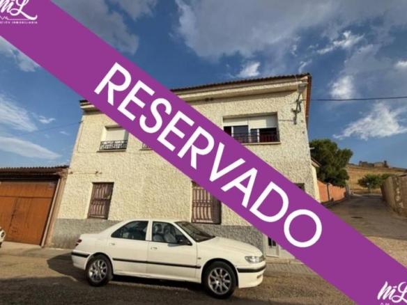 House or villa for sale on Calle San Cebrián, Almonacid de Toledo