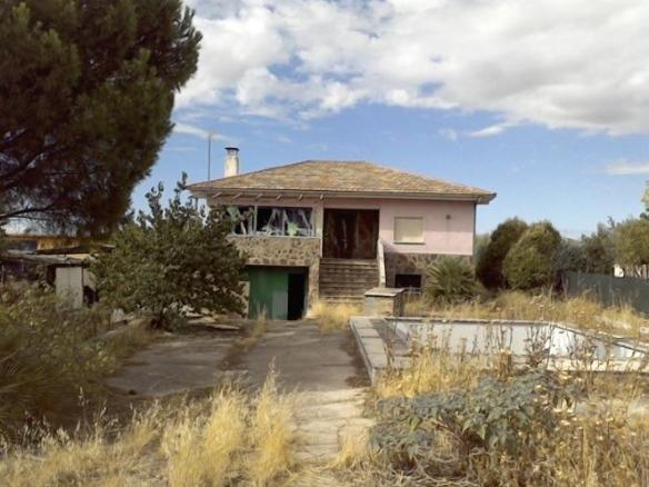 House or villa for sale in Yuncler
