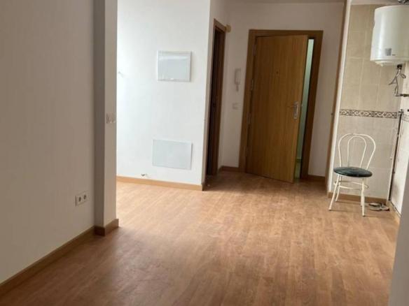 Apartment for sale on Calle Pardo, Bargas
