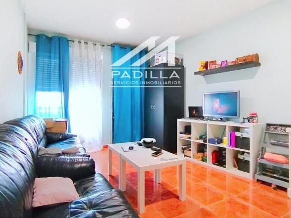 Apartment for sale in Pintor de Blas, Camarena