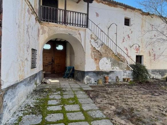 Building for sale in Travesía del Álamo, Polán