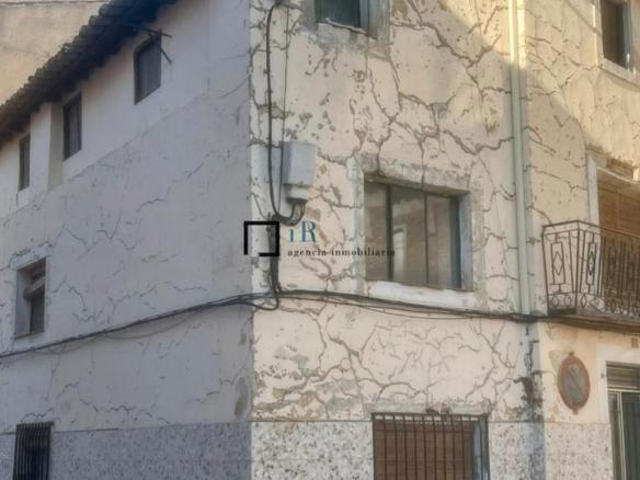 Residential property for sale in Yepes