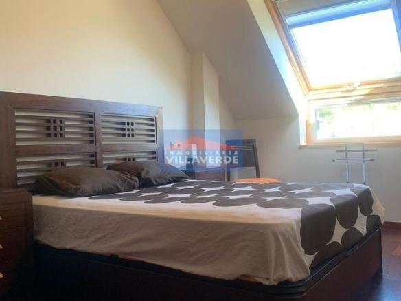 Apartment for sale in Cangas town