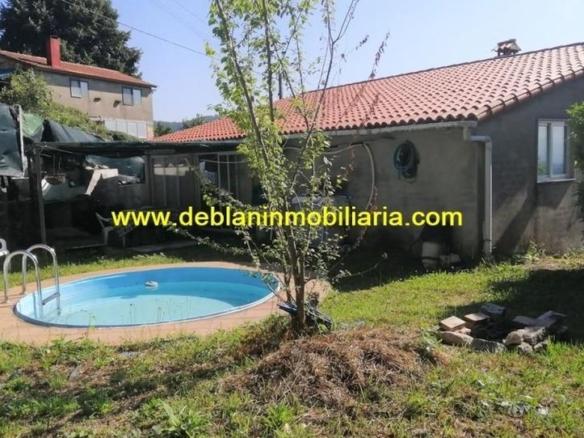 House or chalet for sale in N/a, Tomiño
