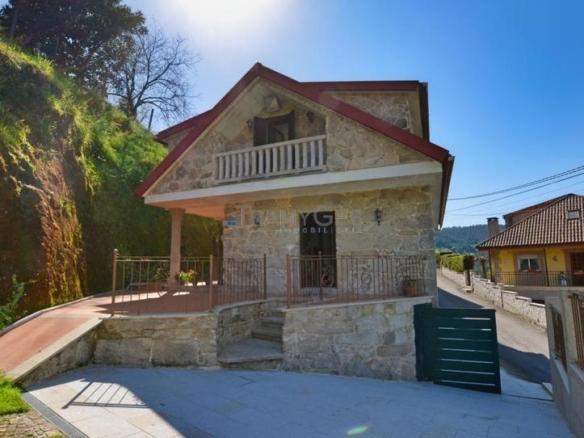 Rustic property for sale in Bo Santa Baia-lougares, Mondariz