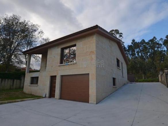 House or chalet for sale in Lugar a Bouzada, Tomiño