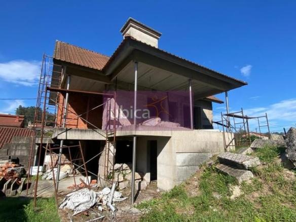 House or villa for sale in Mos