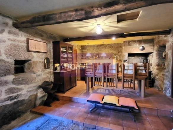 House or chalet for sale in Ponteareas