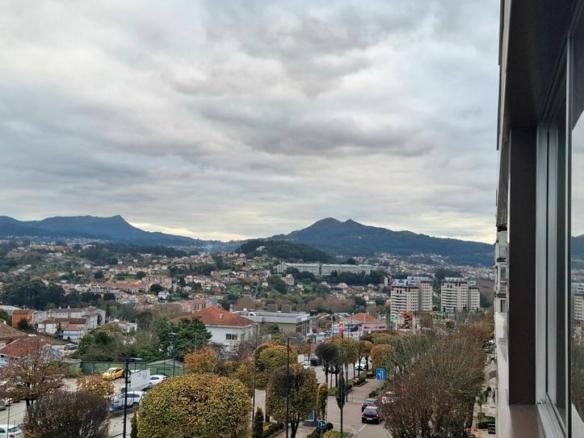 Apartment for sale on Avenida Da Gran Vía, O Castro
