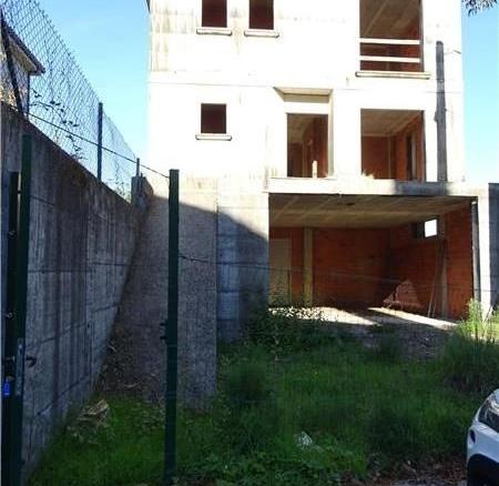 House or villa for sale in Lugar Serman, Gondomar