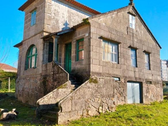 House or villa for sale in Teis