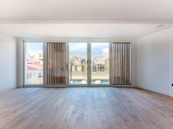 Apartment for sale in Colon, 11, Centro – Areal