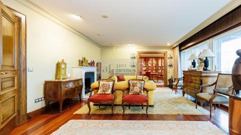 Apartment for sale in Rosalia de Castro, Centro – Areal