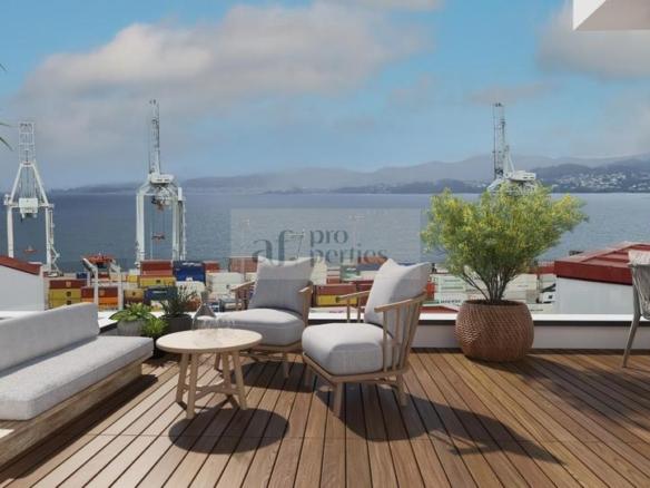 Apartment for sale in Sanjurjo Badia, Teis