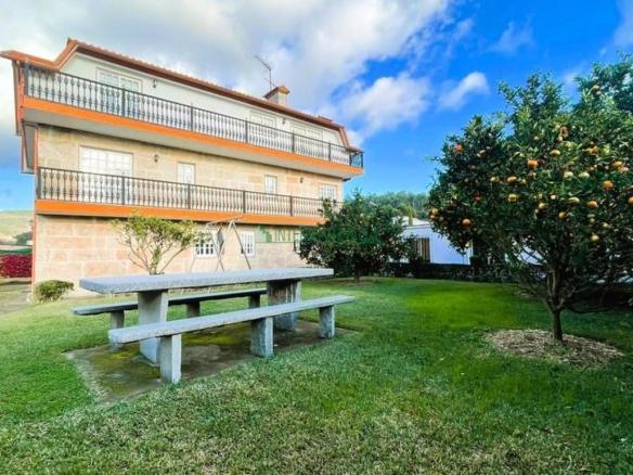 House or villa for sale in Redondela