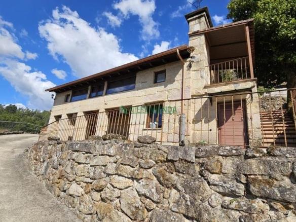 House or villa for sale in As Neves