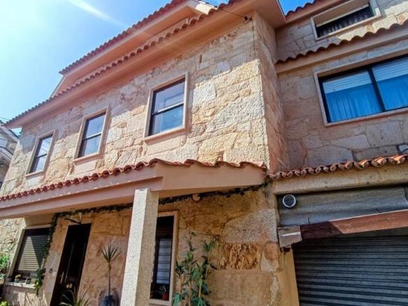 House or chalet for sale in Coruxo – Oia – Saiáns