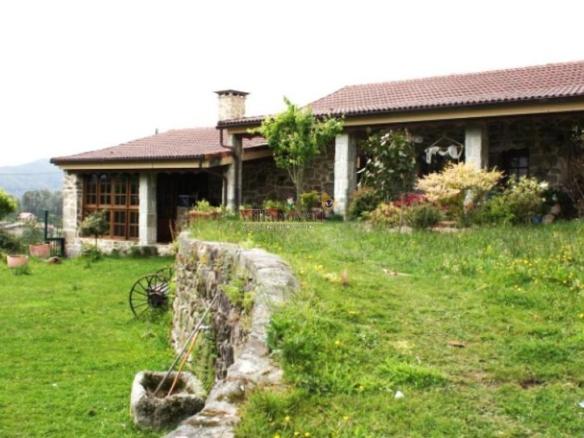 House or chalet for sale in Ponteareas