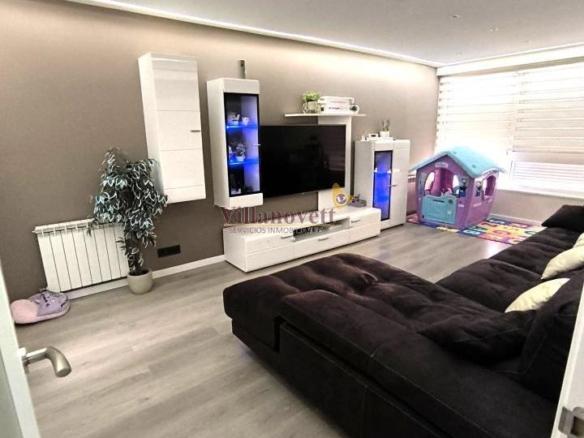 Apartment for sale in Berbés – Peritos