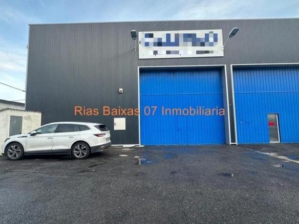 Industrial building for sale in Mos