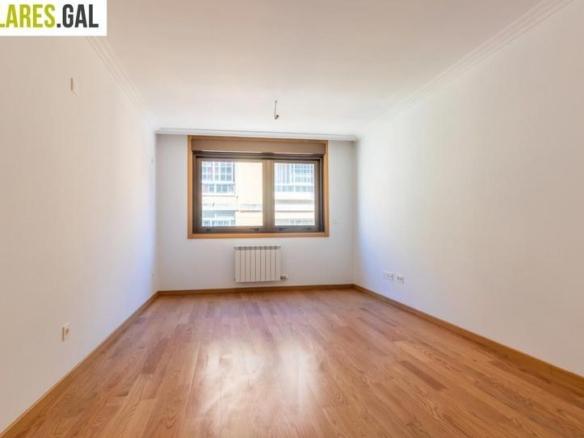 Apartment for sale in Méndez Núñez, Coiro