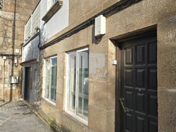 Townhouse for sale on Avenida de Ramón Nieto, Lavadores