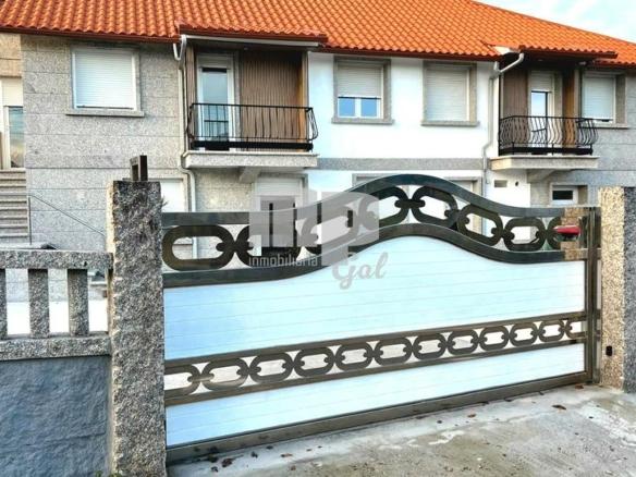 House or villa for sale in Arrotea, O Porriño