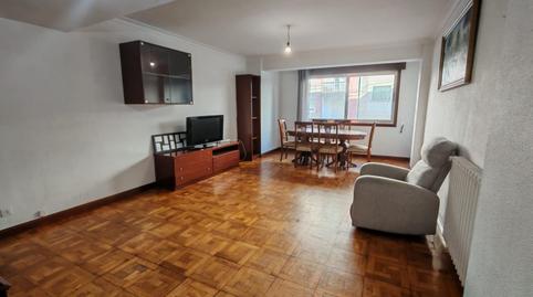Apartment for sale on Calle Conde Torrecedeira, Berbés – Peritos