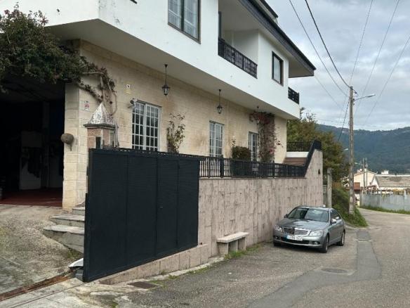House or chalet for sale in Camiño Os Lamoseiros, San Xoán de Poio