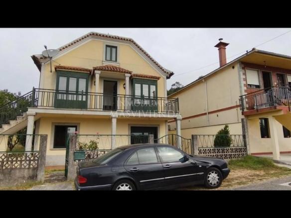 House or villa for sale in Salvaterra de Miño