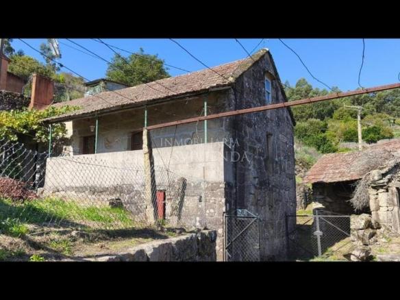 House or villa for sale in Areas-Piñeiro, Covelo