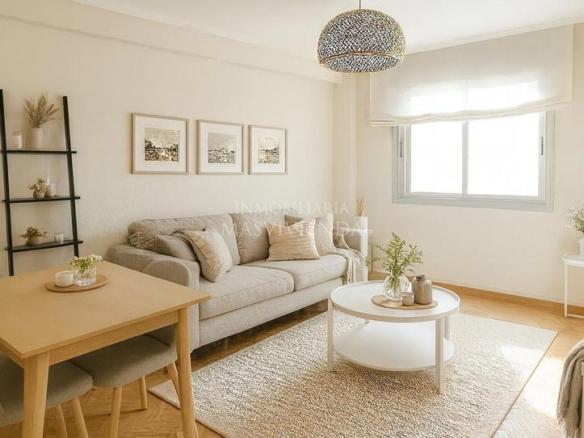 Apartment for sale in Gran Via, O Castro