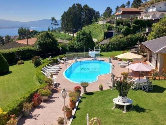 House or villa for sale in Estrada Herbello to Magdalena, Darbo