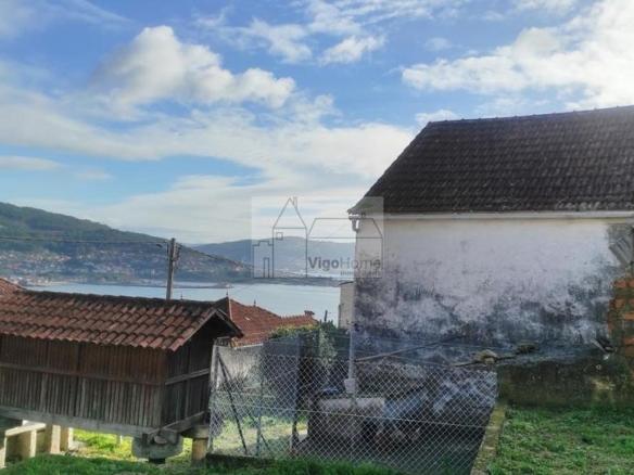 House or chalet for sale in Fonte Bieita, Moaña