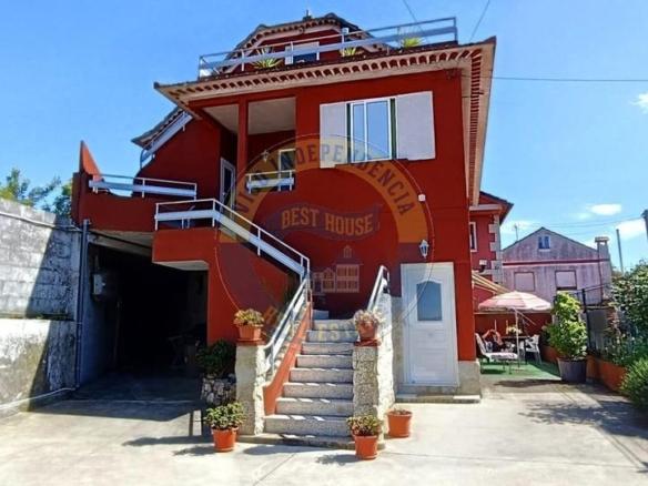 House or chalet for sale in Valadares – Beade