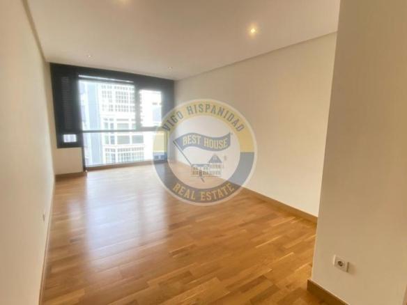 Apartment for sale on Avenida Hispanidade, O Castro