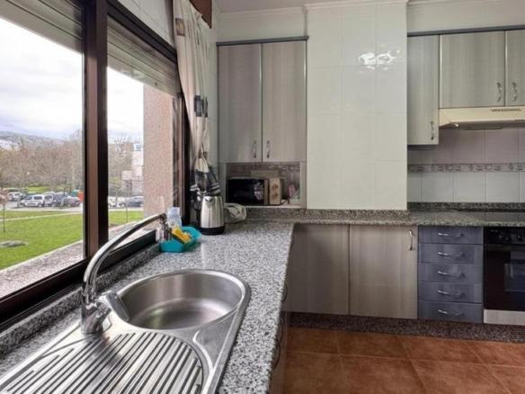 Apartment for sale on Avenida Vigo, 25, Zona Fernández Ladreda