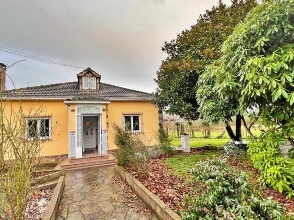 House or chalet for sale in O Corgo