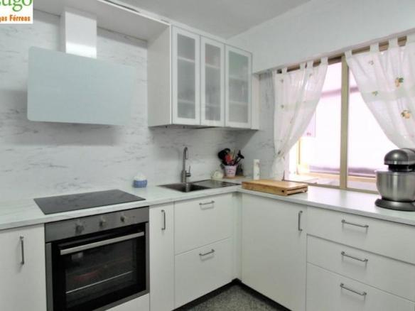 Apartment for sale in Recatelo – O Carme