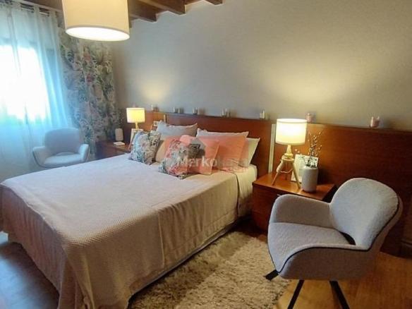 House or chalet for sale in Outeiro de Rei