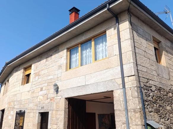 Rustic property for sale in Lugar Quintairo-pq Vilelos (pq, O Saviñao