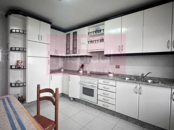 Apartment for sale in Recatelo – O Carme