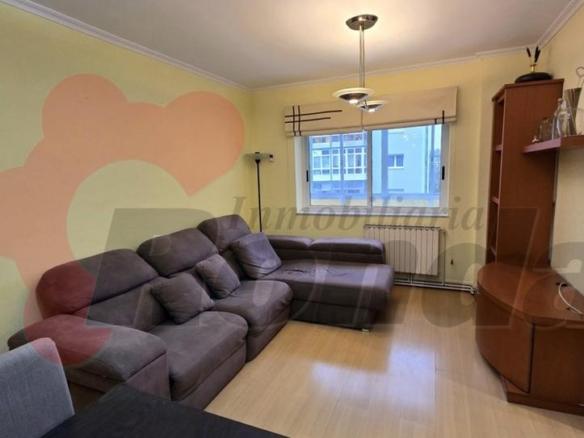Apartment for sale on Rua Otero Pedrayo Professor, Paradai