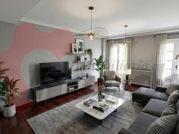 Apartment for sale in Plaza Ferrol (de), City Center – Walled City